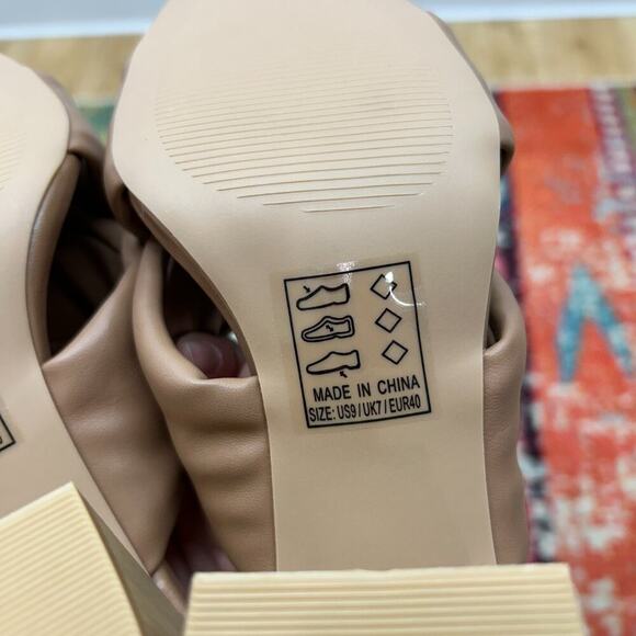 Qupid Brown Faux Leather Minimalist Crossover Heeled Sandal Heels 9 - Picture 8 of 8